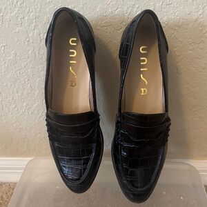 Unisa Black Croc-Patterned Flats